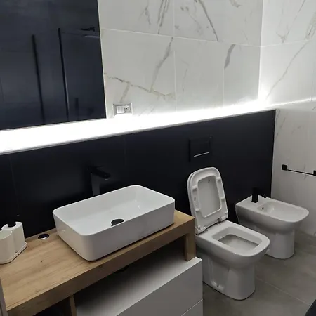Celeste Center فندق مبيت وإفطار